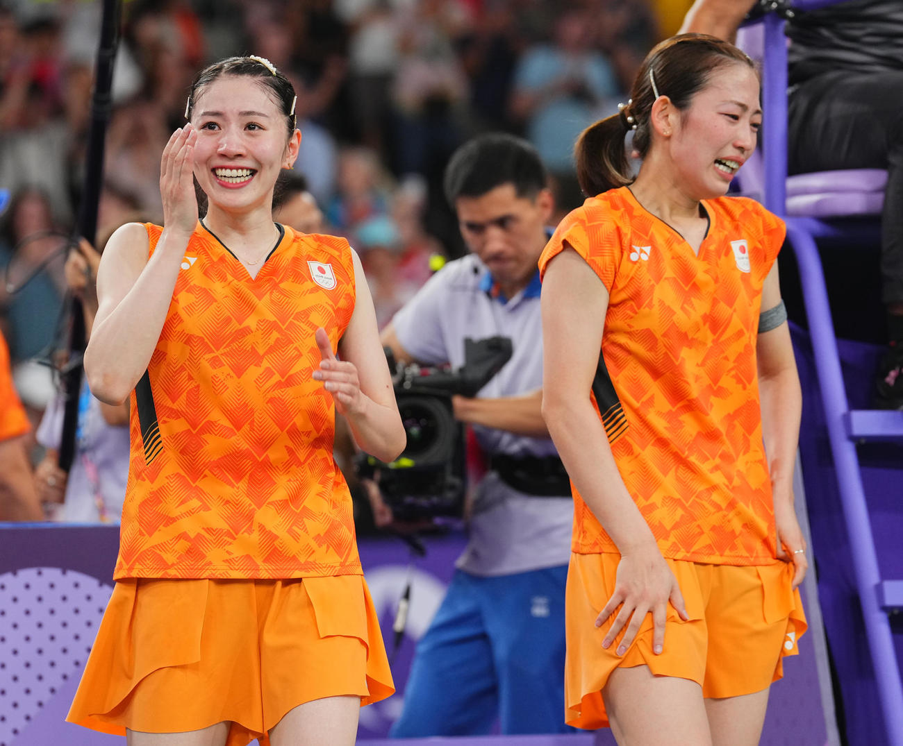 バドミントン女子ダブルス3位決定戦、銅メダルを決め満面の笑顔を見せる志田（左）、松山組（撮影・垰建太）