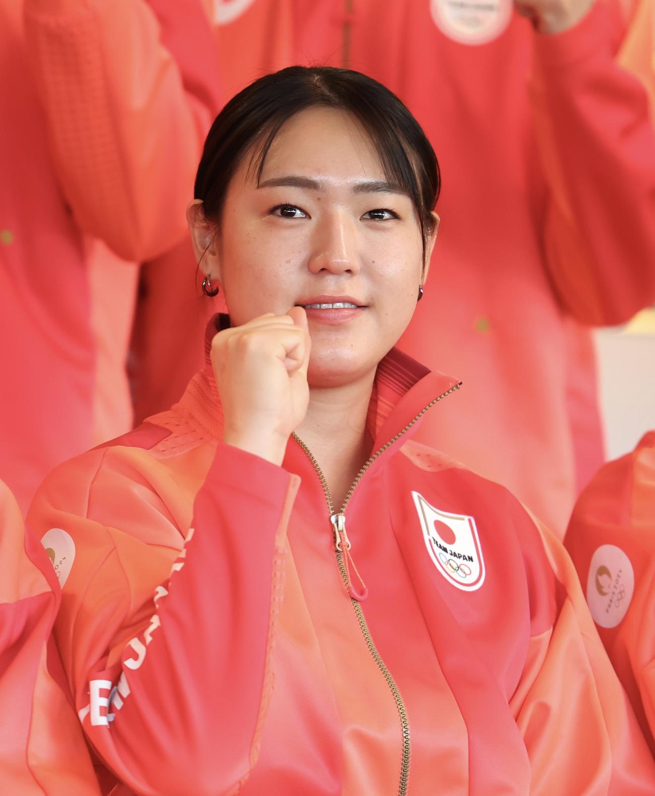 フェンシング日本代表会見に臨む女子サーブルの福島（撮影・河田真司）