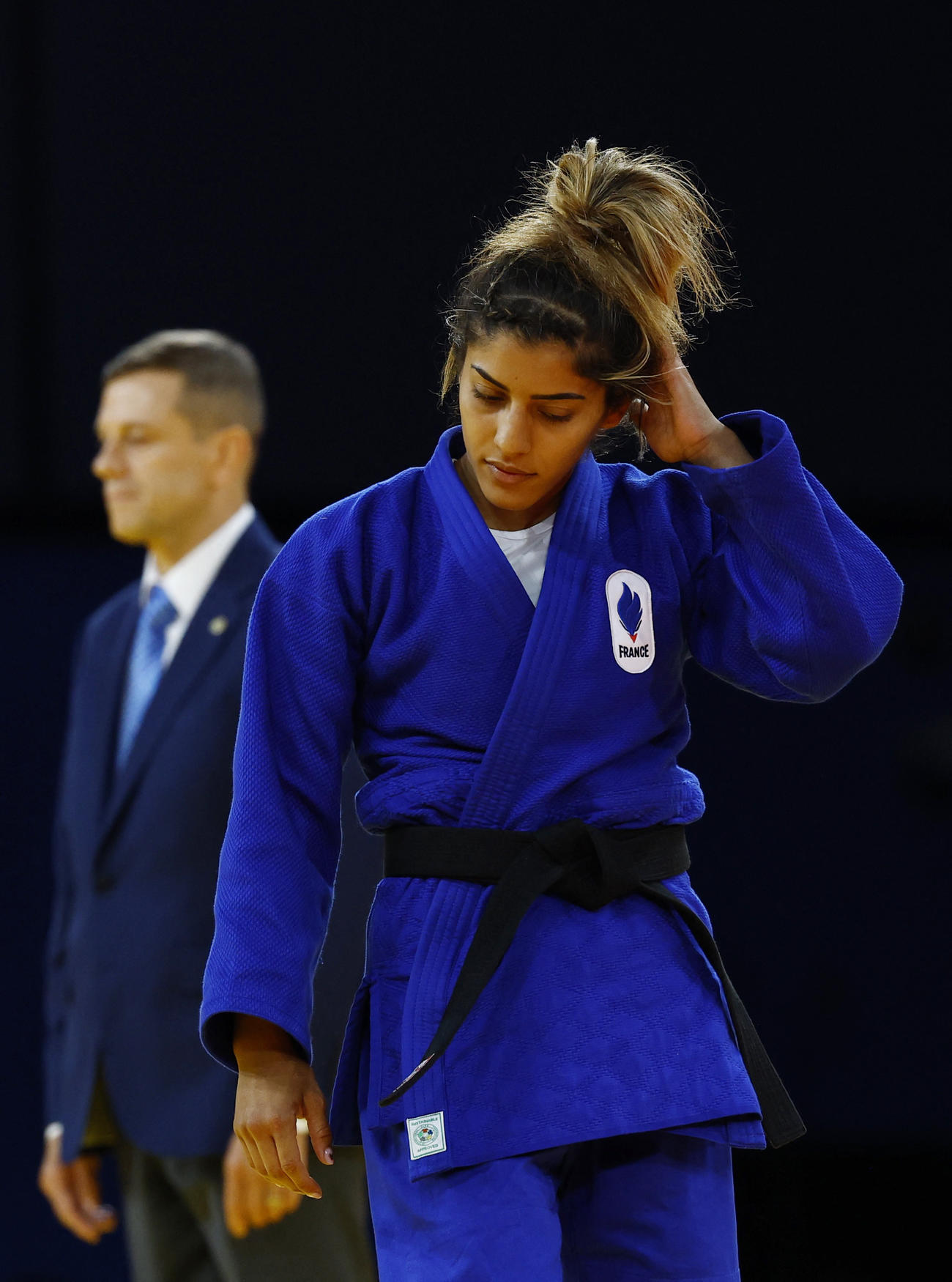 女子48キロ級準々決勝　角田に敗れガックリのフランス・ブクリ（ロイター）