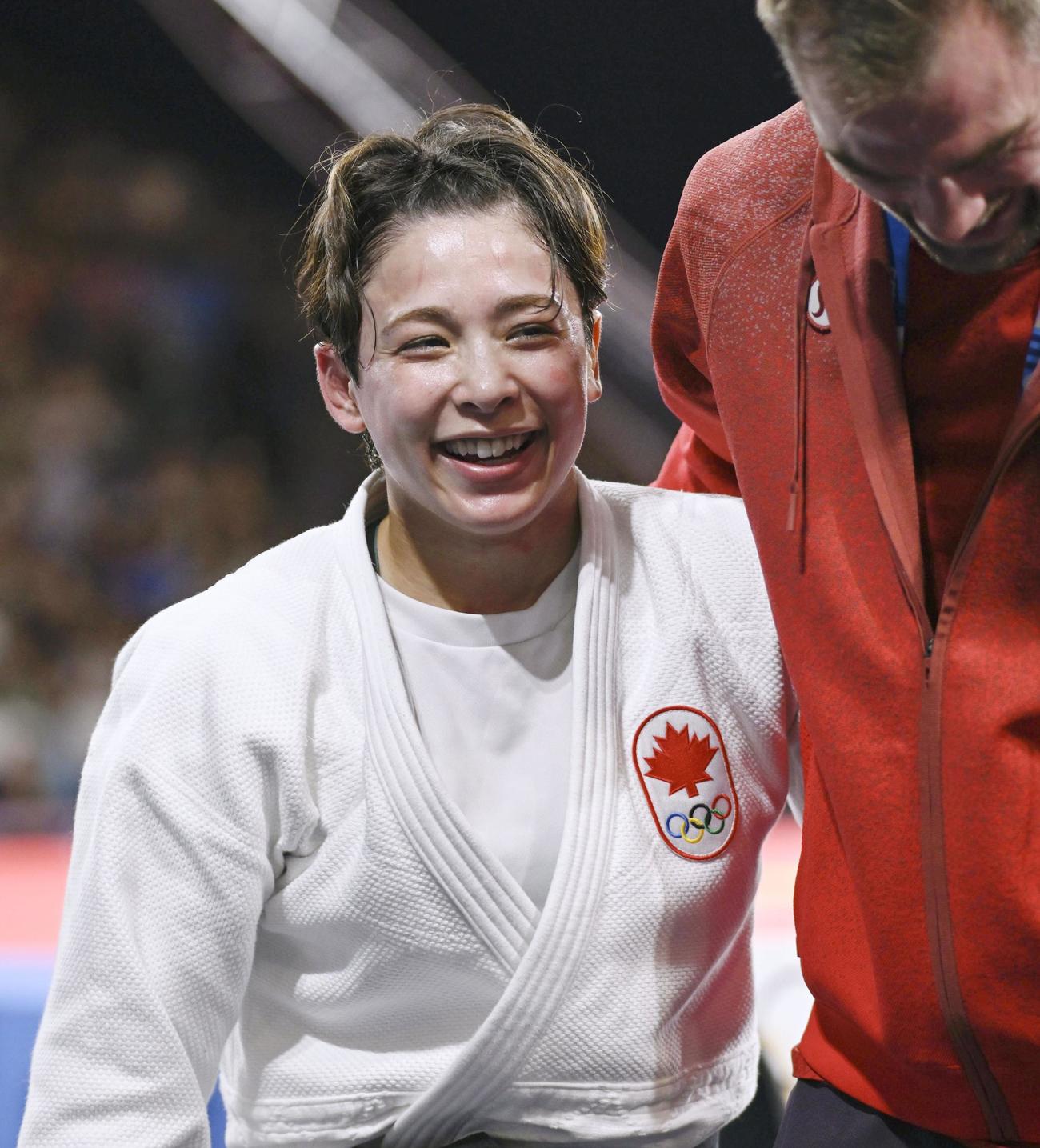 柔道女子57キロ級で金メダルを獲得したカナダの出口クリスタ（共同）