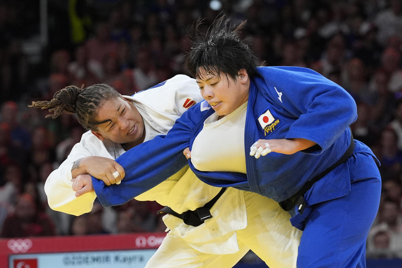 女子78キロ超級準々決勝で敗退となった素根輝（AP)