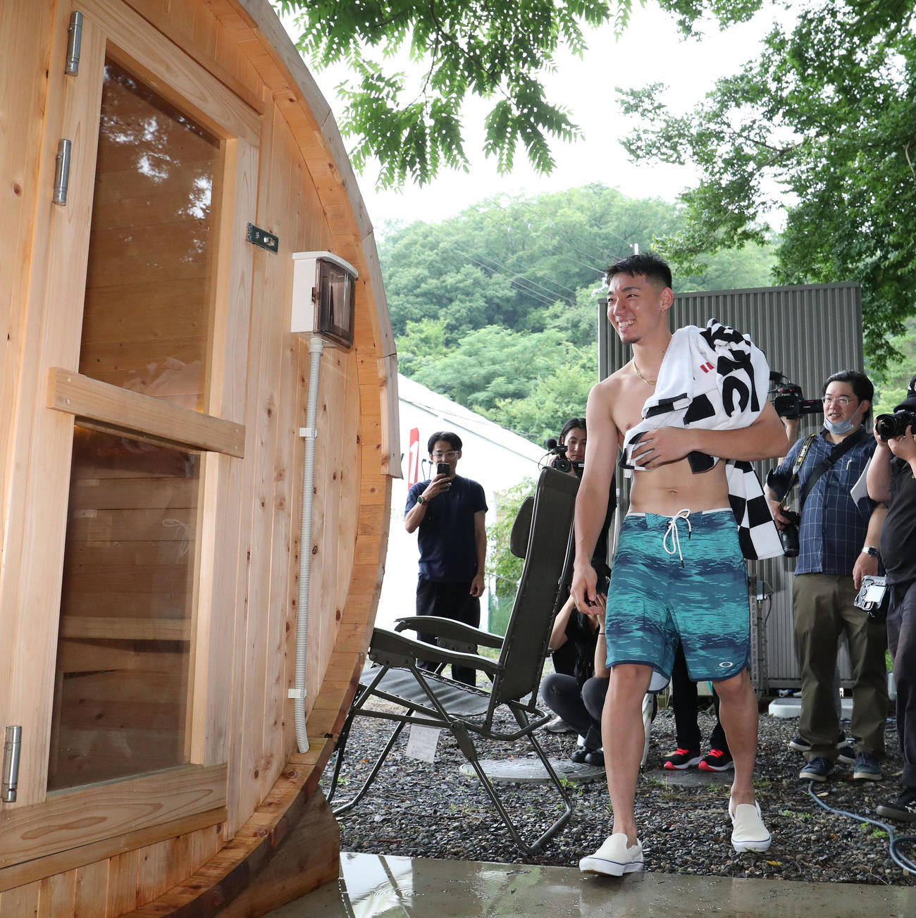 練習を終えサウナに入る中村輪夢（撮影・白石智彦）