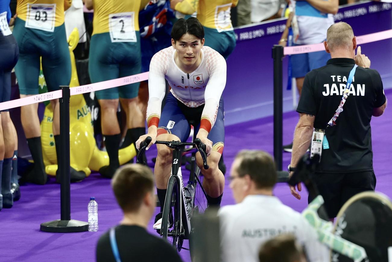 自転車トラックレース男子スプリント1／16決勝敗者復活戦で勝利した太田（撮影・河田真司）