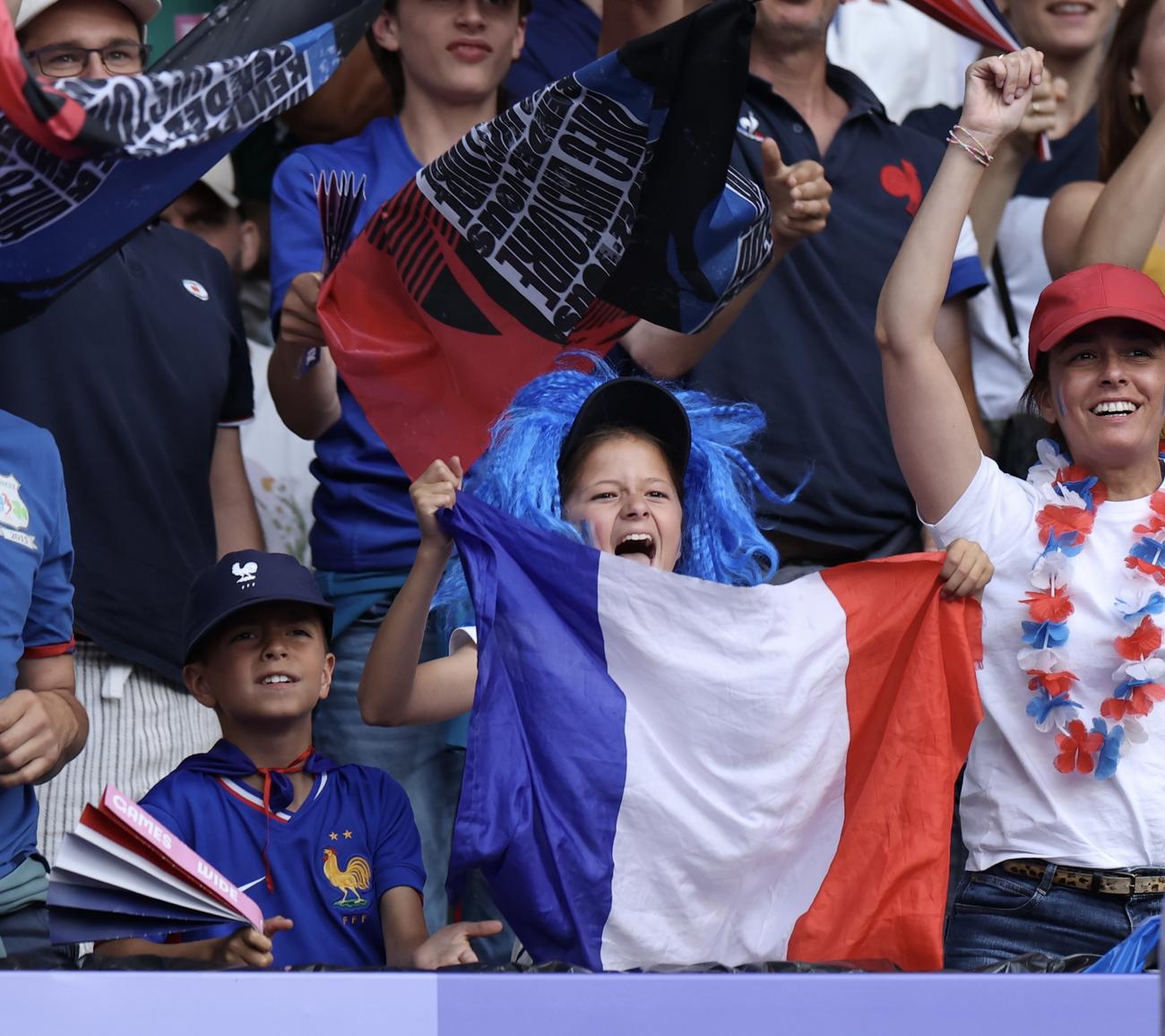 フランス対ウルグアイ　盛り上がるフランスサポーター（撮影・河田真司）