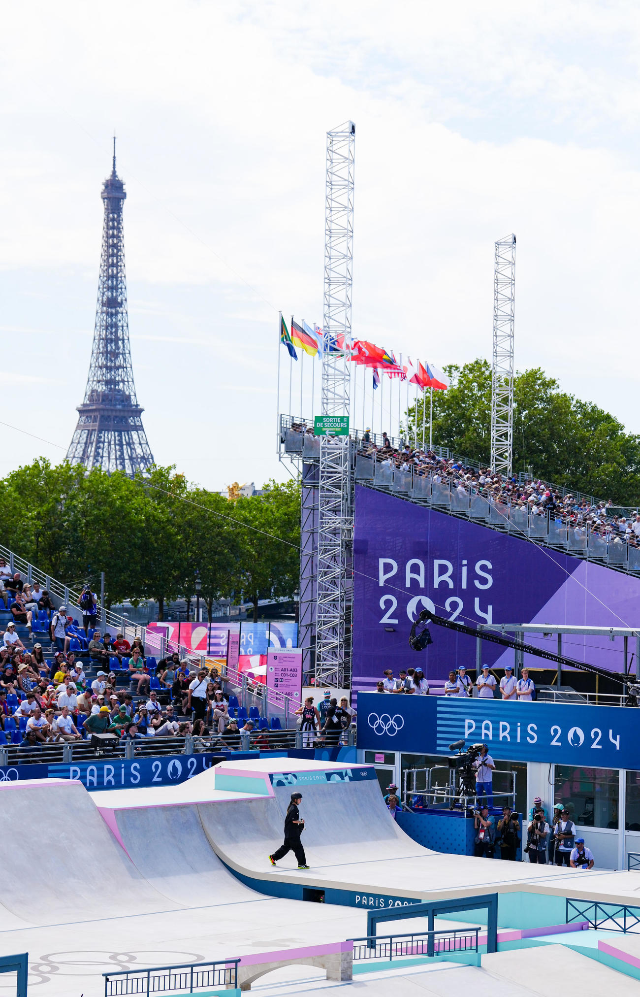 スケートボード女子ストリート予選に臨む赤間（撮影・江口和貴）