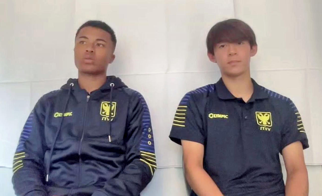 オンライン取材に応じるシントトロイデンの藤田（左）と山本（共同）