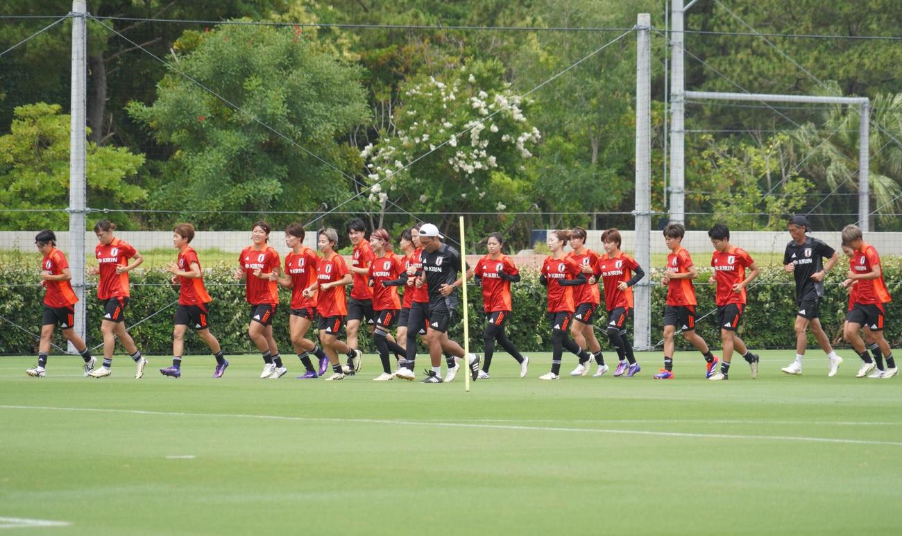 パリ五輪に向けて調整する女子サッカー日本代表なでしこジャパン（撮影・佐藤成）