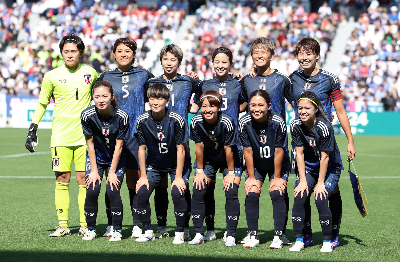 日本対ガーナ　日本のスターティングメンバー（撮影・前田充）