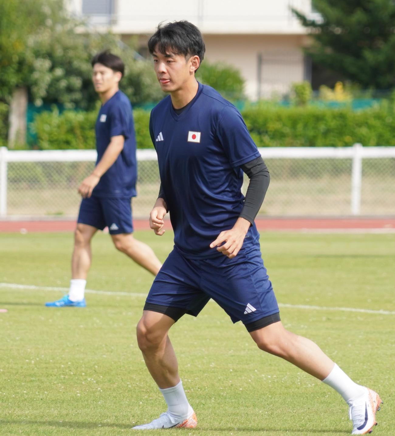 パリ五輪サッカー男子日本代表に合流したバックアップメンバーのMF山田楓喜（撮影・佐藤成）