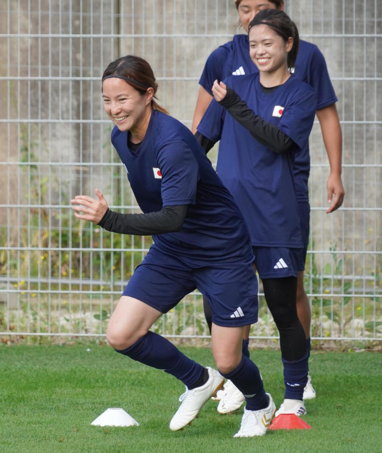 1次リーグ第3戦ナイジェリア戦に向けて調整するパリ五輪女子サッカー日本代表なでしこジャパンDF北川ひかる（撮影・佐藤成）