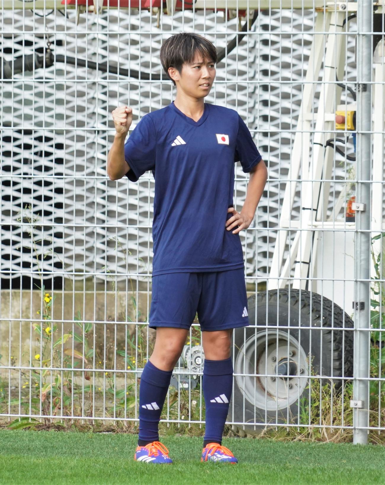 1次リーグ第3戦ナイジェリア戦に向けて調整するパリ五輪女子サッカー日本代表なでしこジャパンFW植木理子（撮影・佐藤成）