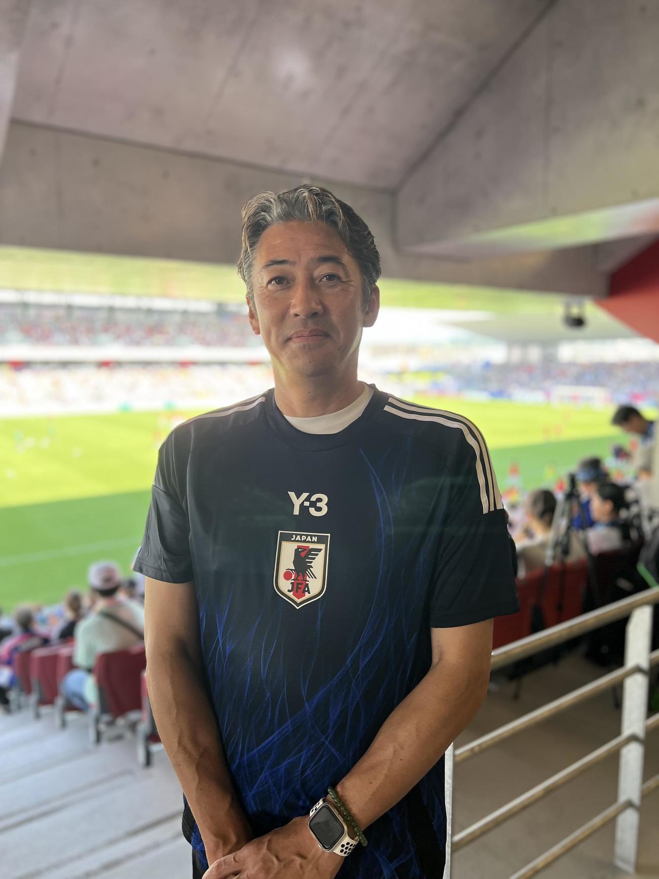 パリ五輪サッカー女子日本代表DF北川ひかるが小学校の頃に在籍した菊川FC Jr．の後藤保秀コーチ（撮影・佐藤成）