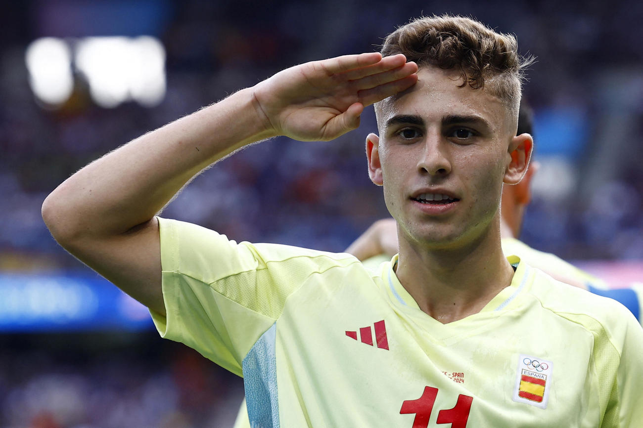 フランス対スペイン　前半、同点ゴールを決めたスペイン・F・ロペス（ロイター）