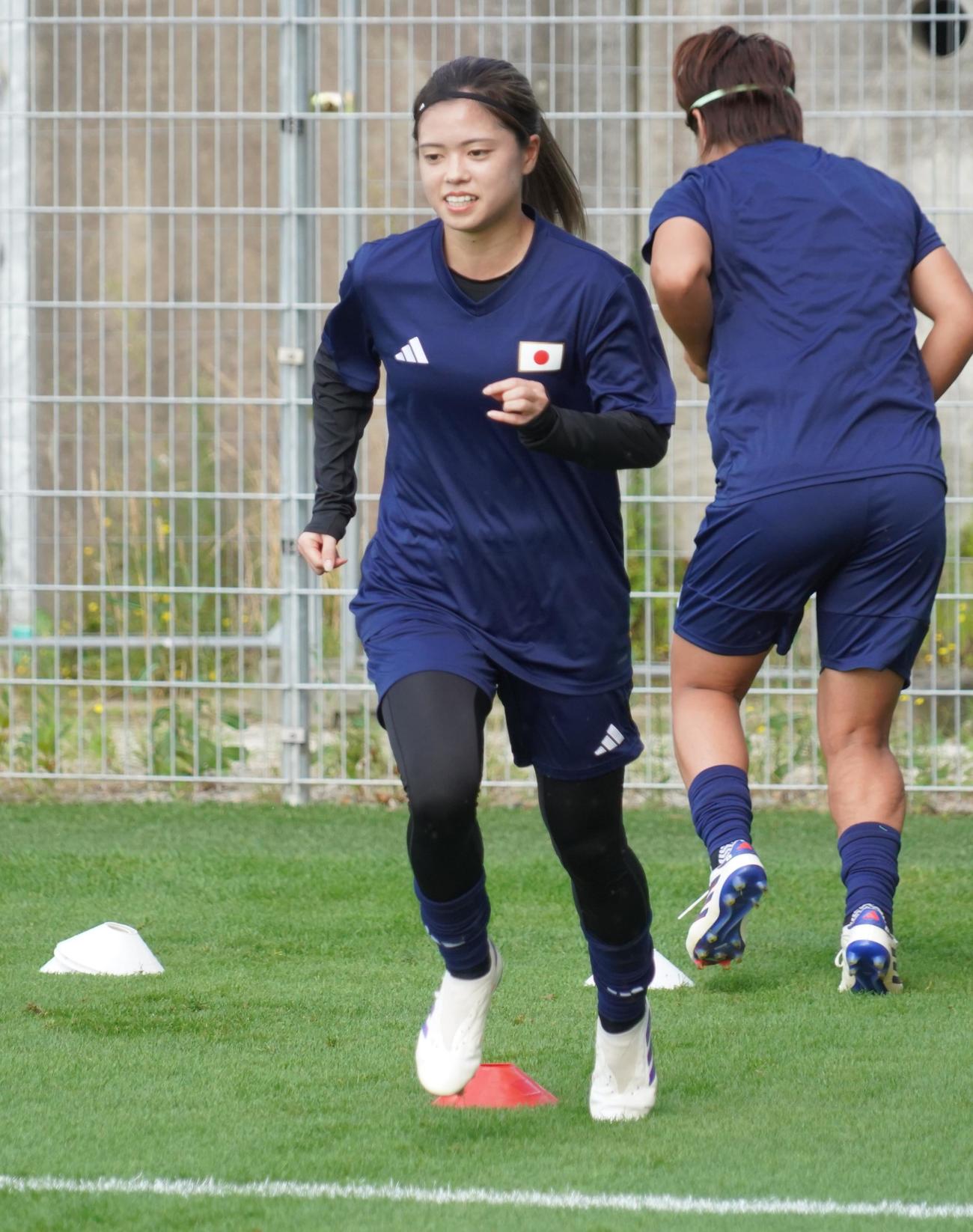 なでしこジャパンMF長谷川唯（2024年7月30日撮影）