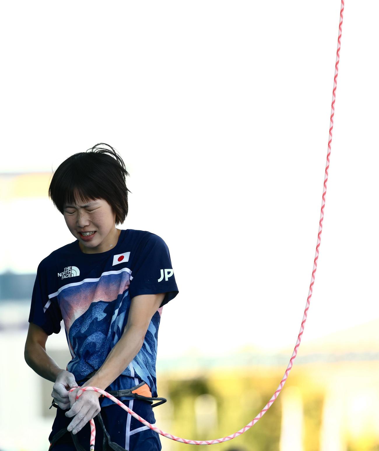 女子リード、ボルダー決勝戦　リードを終え、悔しい表情を浮かべる森（撮影・河田真司）