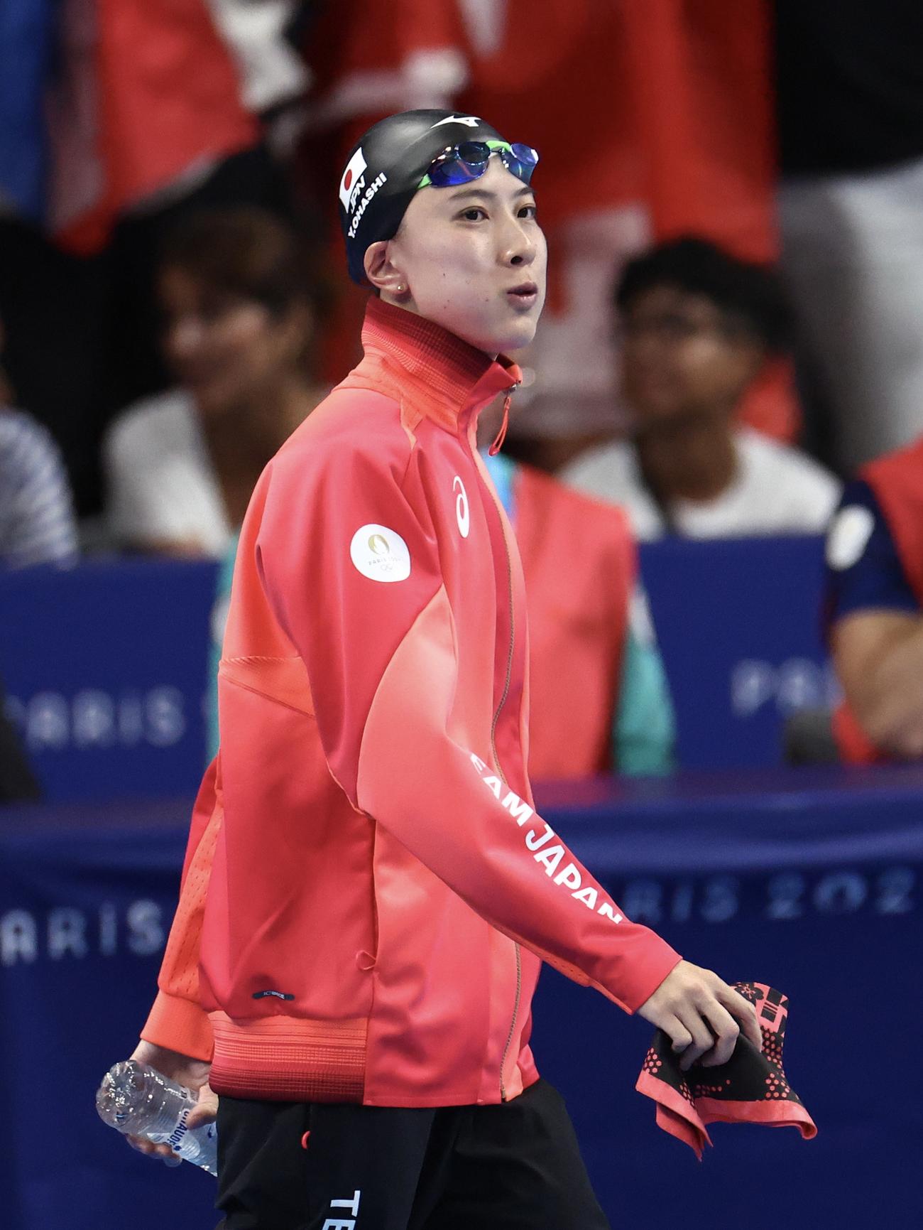 女子200メートル個人メドレー準決勝　入場する大橋（撮影・河田真司）