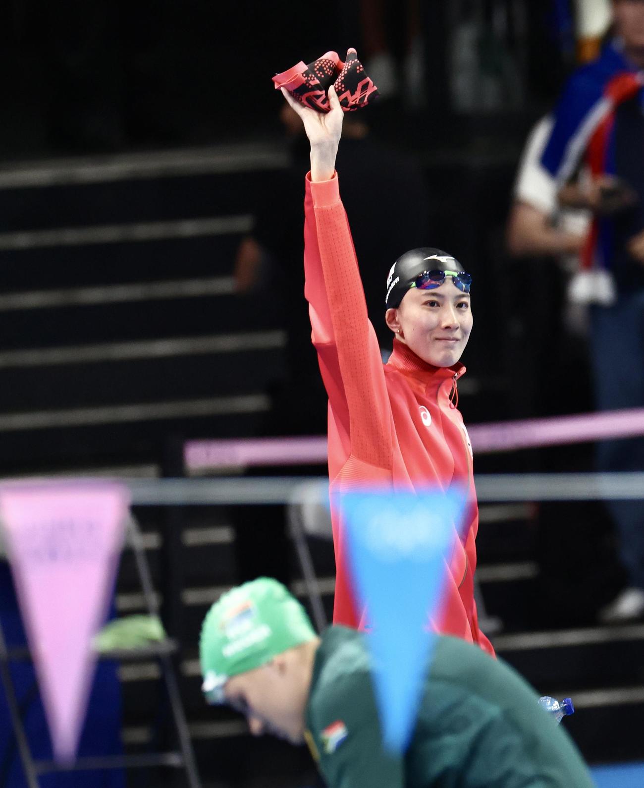 女子200メートル個人メドレー準決勝　入場する大橋（撮影・河田真司）