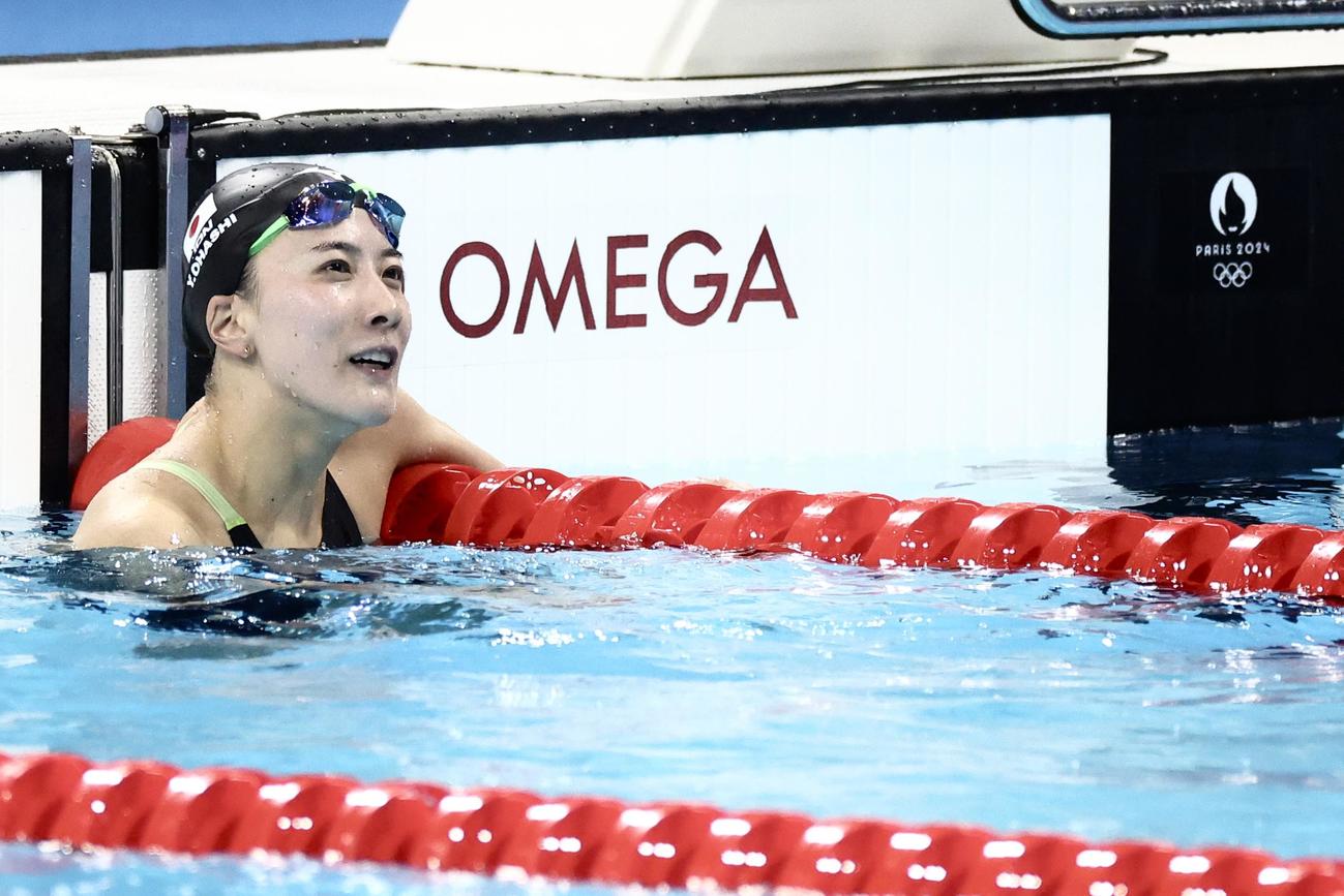 女子200メートル個人メドレー準決勝　フィニッシュする大橋（撮影・河田真司）