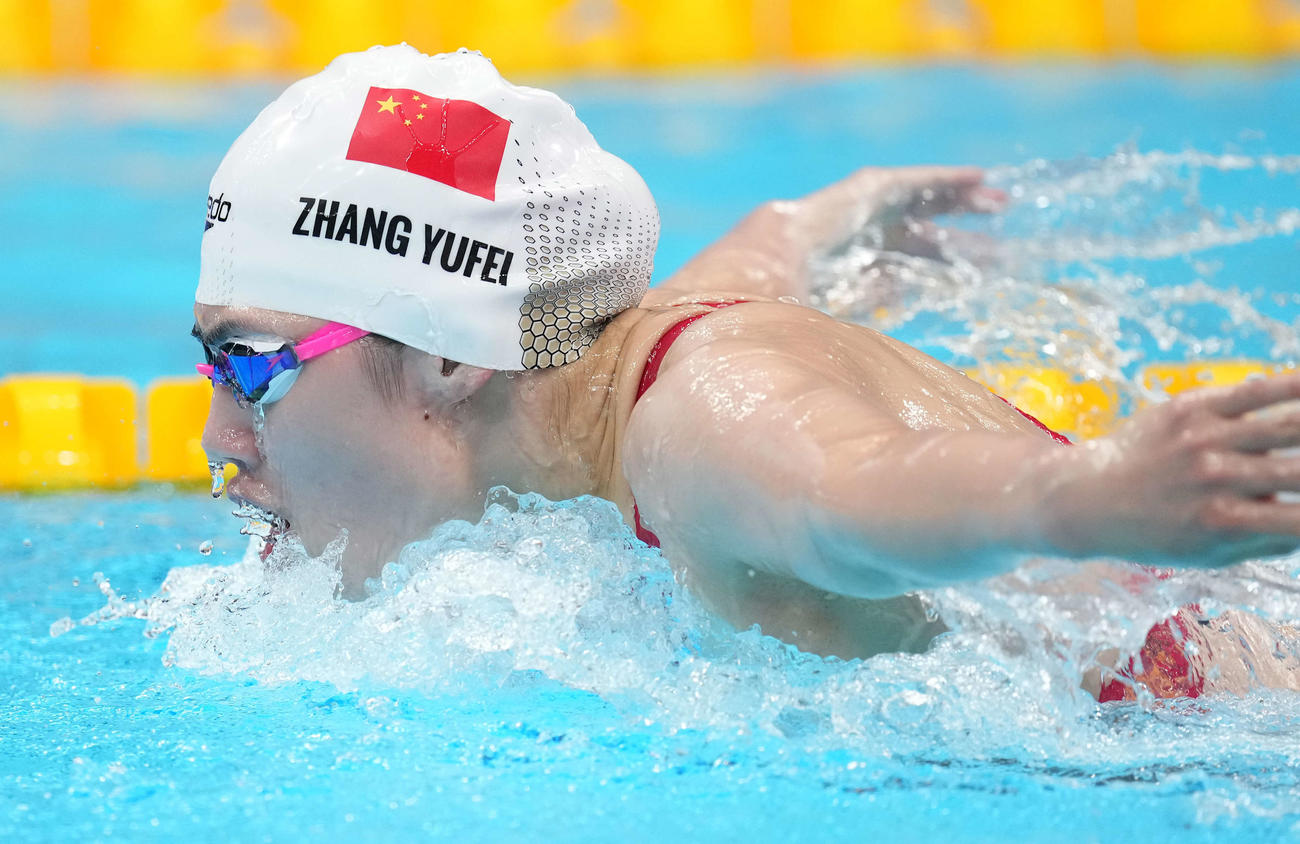 2020年東京五輪　女子200メートルバタフライ決勝　五輪新記録で金メダルの中国・張雨霏（2021年7月撮影）