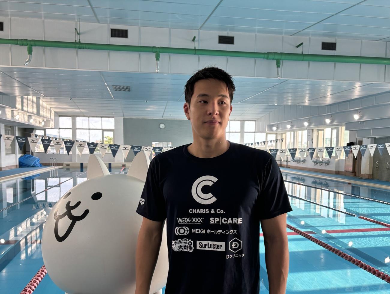 取材に応じる瀬戸大也（撮影・永田淳）