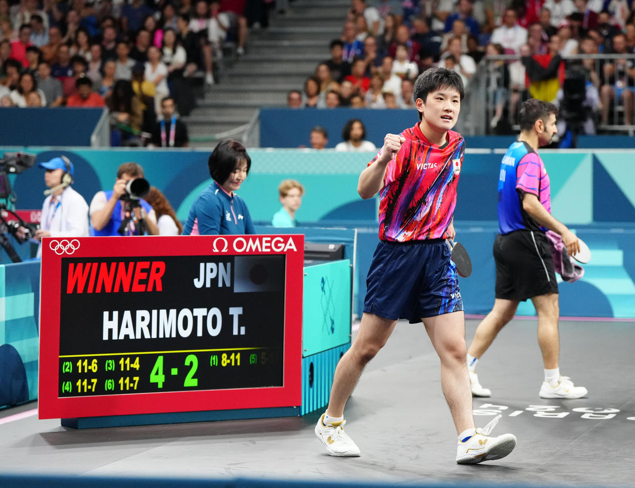卓球男子シングルス2回戦でイランのアラミヤンに勝利した張本（撮影・江口和貴）