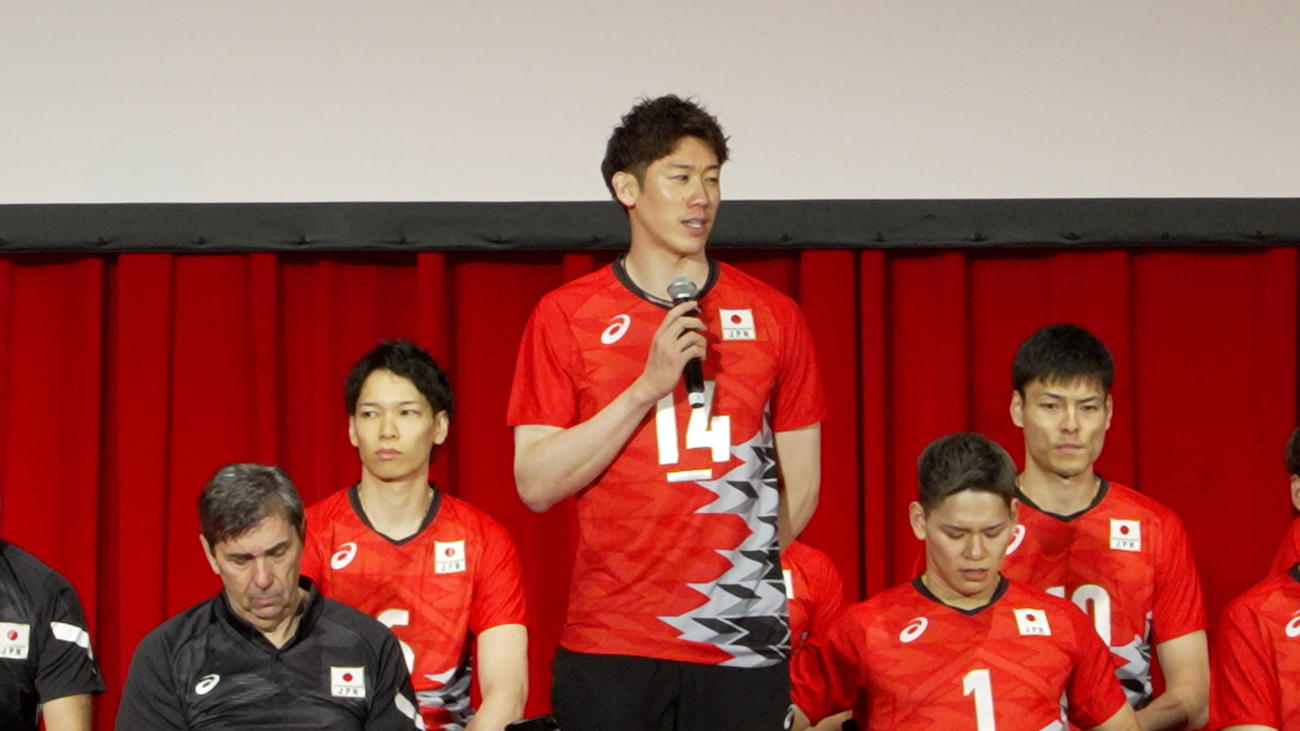 壮行会であいさつする石川祐希（C）JVA