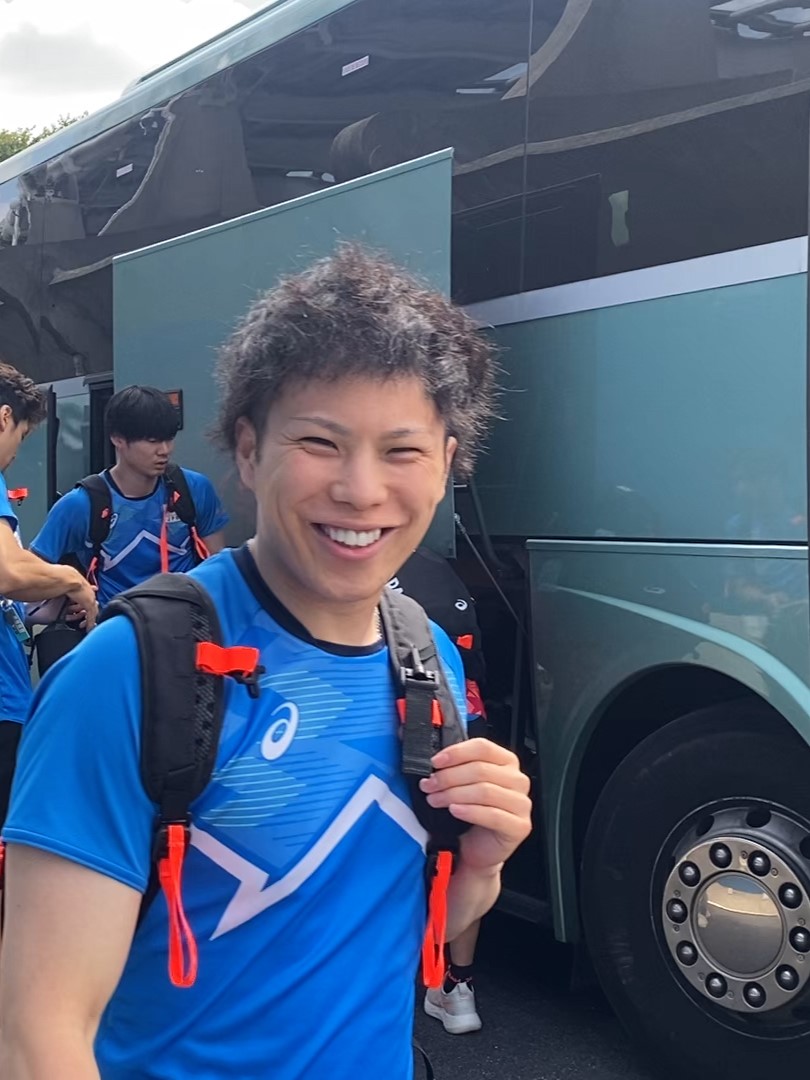 パリ五輪準々決勝前の練習に臨む山本智大（C）JVA