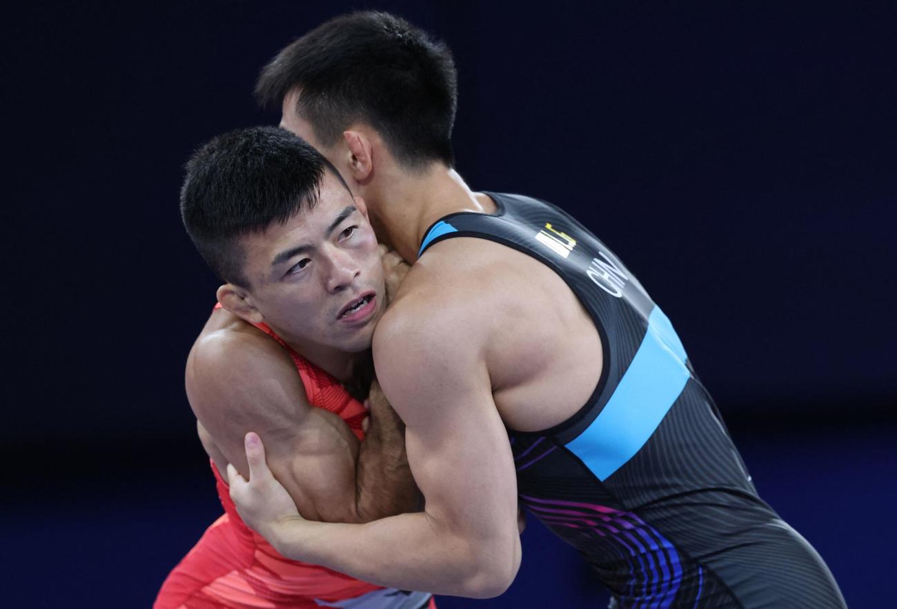 男子グレコローマン60キロ級　決勝に臨む文田健一郎（ロイター）(2024年8月6日撮影)