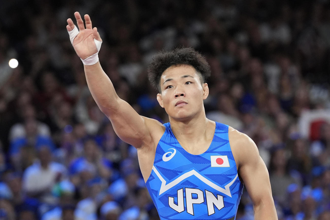 男子フリースタイル74キロ級準決勝　決勝進出を決めた高谷大地（AP)