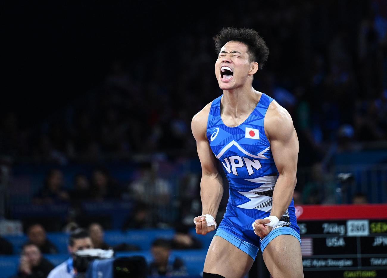 男子フリースタイル74キロ級準決勝　決勝進出を決めほえる高谷大地（ロイター）