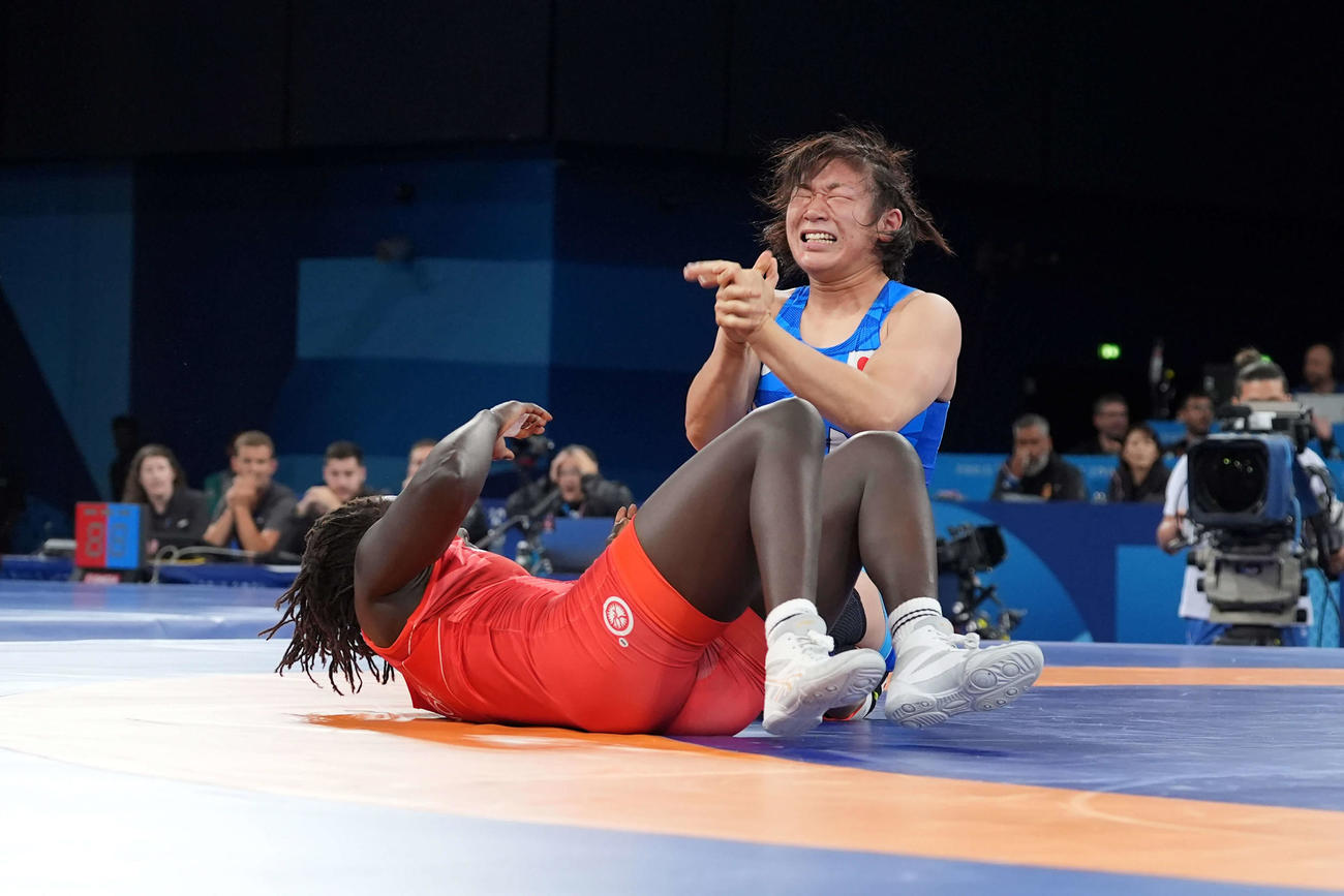 女子62キロ級準決勝　グレースジェーコブ・ブレンと対戦する元木咲良（撮影・パオロ　ヌッチ）