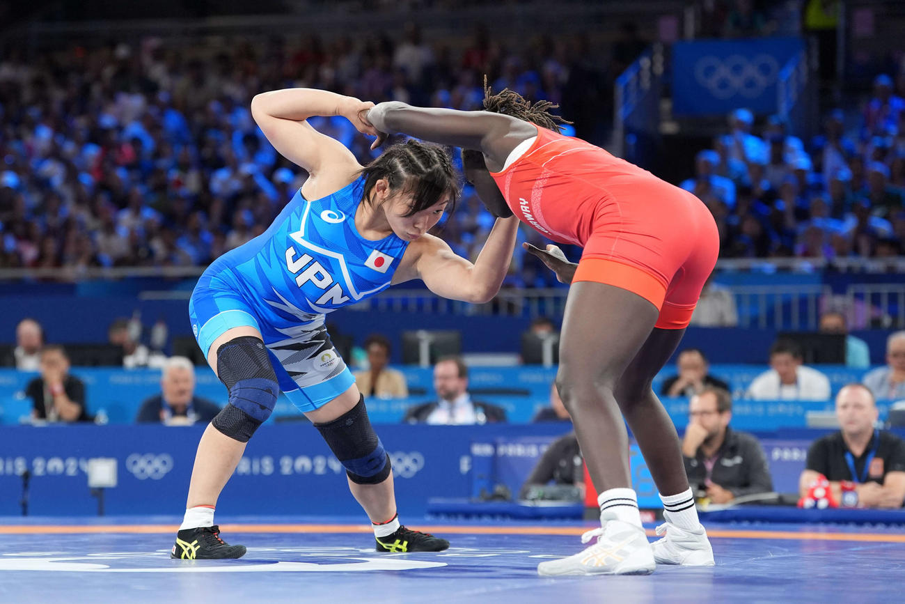 女子62キロ級準決勝　グレースジェーコブ・ブレンと対戦する元木咲良（撮影・パオロ　ヌッチ）