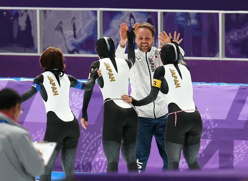 ドーナツ食べるな オランダ人コーチの意識改革結実 スピード 日刊スポーツ