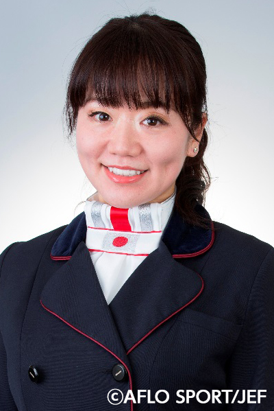 黒木茜