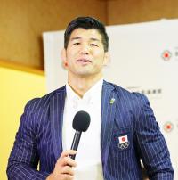 井上康生監督が帰国「最高のメンバー」選手に感謝 - 柔道 : 日刊スポーツ