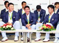 柔道日本代表が帰国　ベイカー「連覇を目指したい」 - 柔道 : 日刊スポーツ