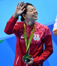 星奈津美「これからもお互いを尊重」結婚発表 - 競泳 : 日刊スポーツ