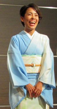 上田藍に父が描いた着物　会場の「コパカバーナ」 - トライアスロン : 日刊スポーツ