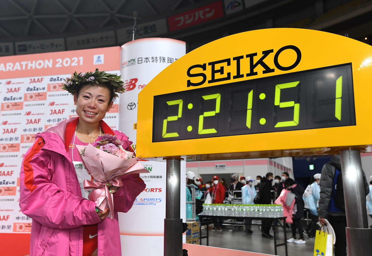 名古屋ウィメンズマラソンで2時間21分51秒をマークし優勝した松田瑞生＝バンテリンドームナゴヤ（代表撮影）