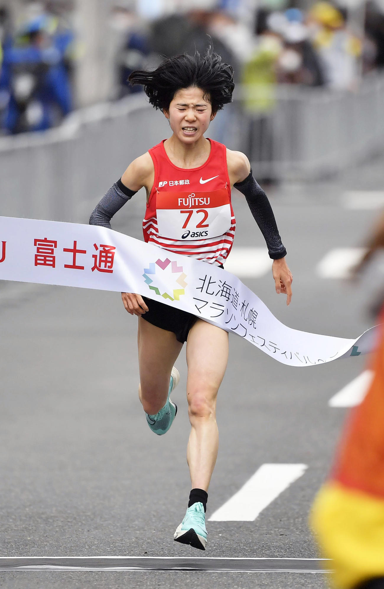 東京五輪のテスト大会となる「札幌チャレンジハーフマラソン」の女子で3位の鈴木（代表撮影）