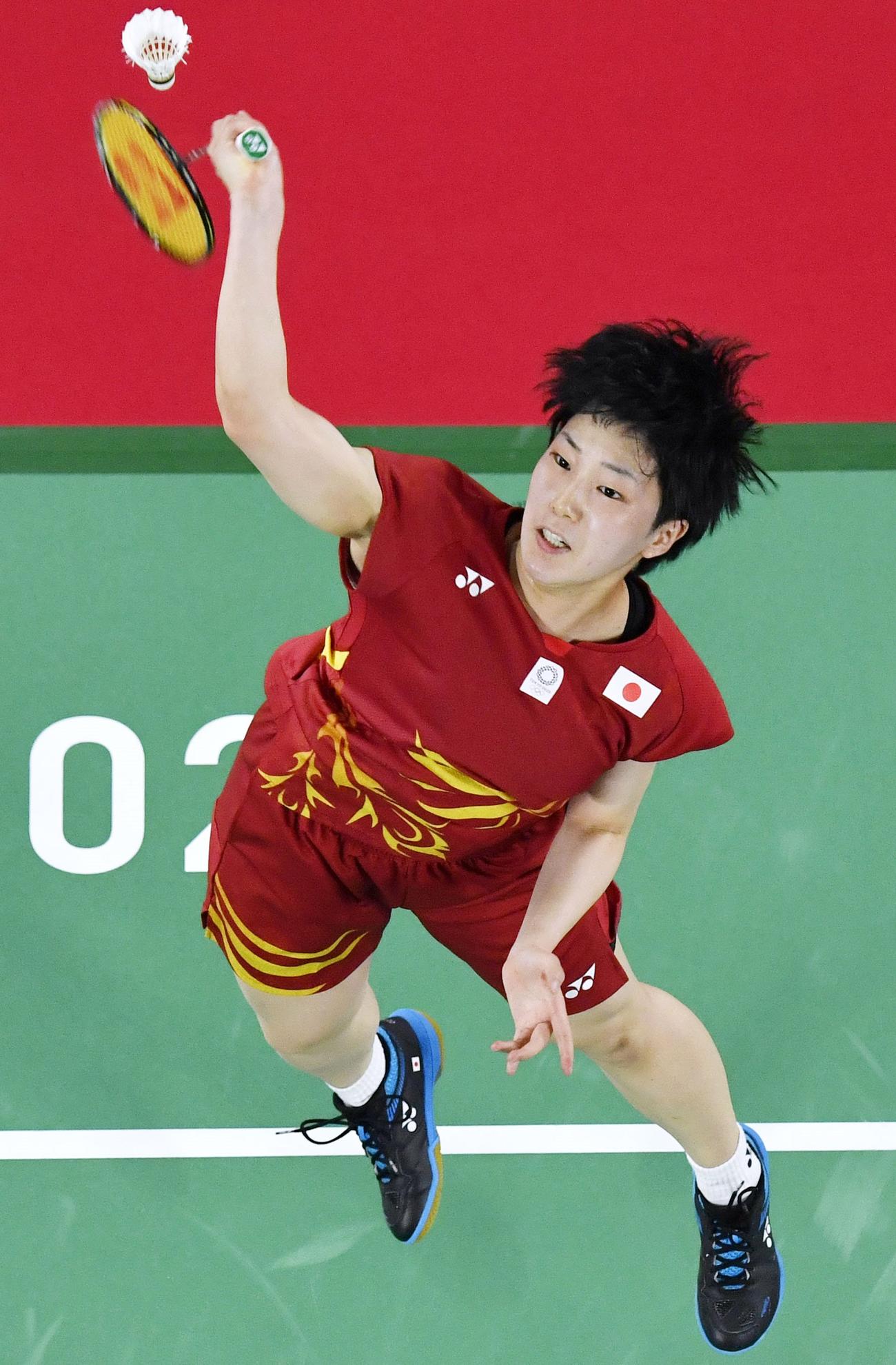 女子シングルス準々決勝　インド選手と対戦する山口茜（共同）