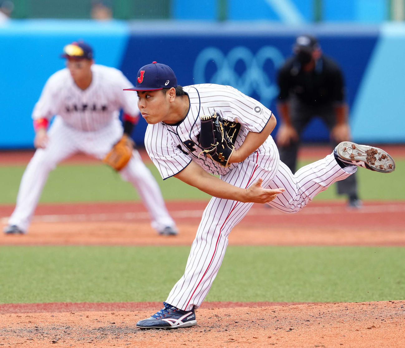 日本対ドミニカ共和国　日本3番手の平良（撮影・江口和貴）
