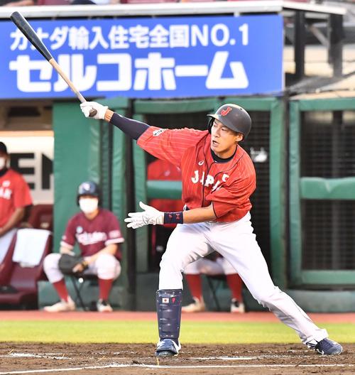 巨人対日本代表　2回表日本代表無死、一ゴロに倒れる柳田（撮影・上田博志）