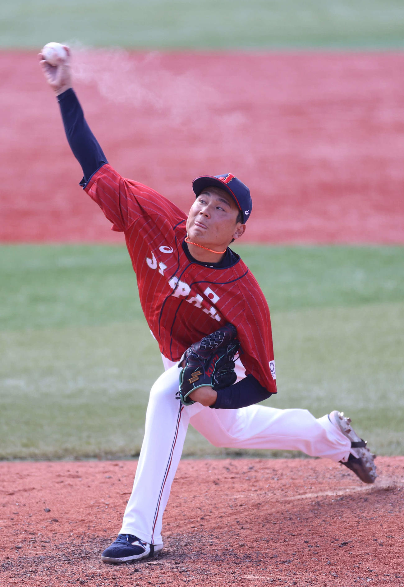 日本対メキシコ　9回に日本4番手で登板した栗林（撮影・河野匠）