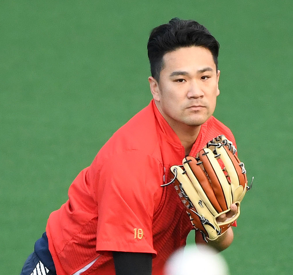 キャッチボールをする田中将大（2021年7月29日撮影）