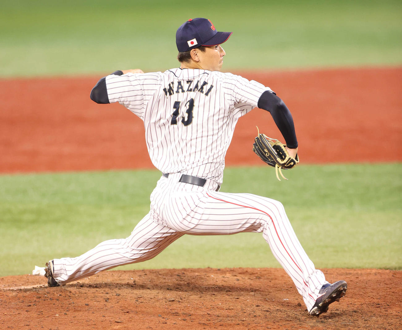 日本対韓国　6回表途中に日本2番手で登板した岩崎（撮影・河野匠）