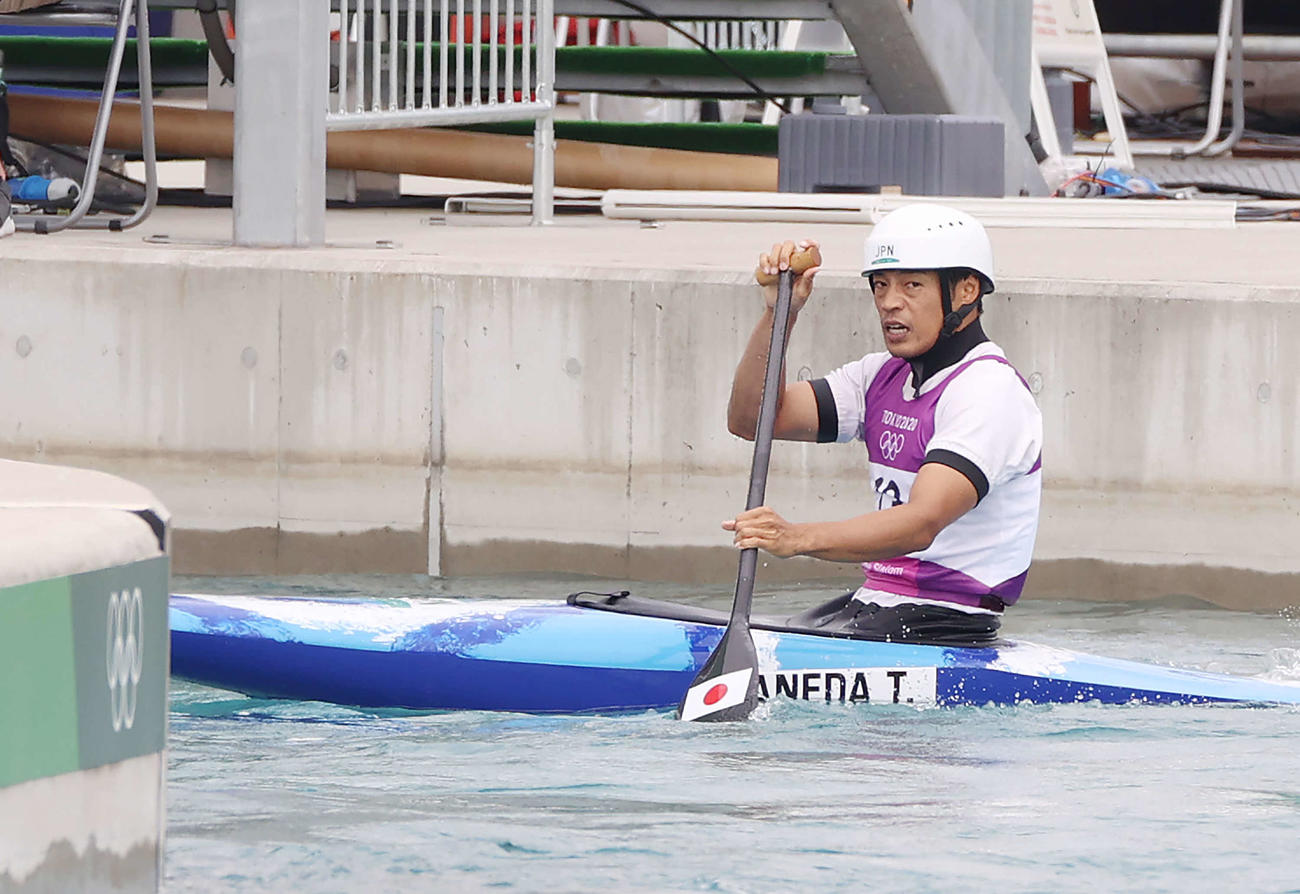 男子カナディアンシングル準決勝を終えた羽根田（撮影・河野匠）
