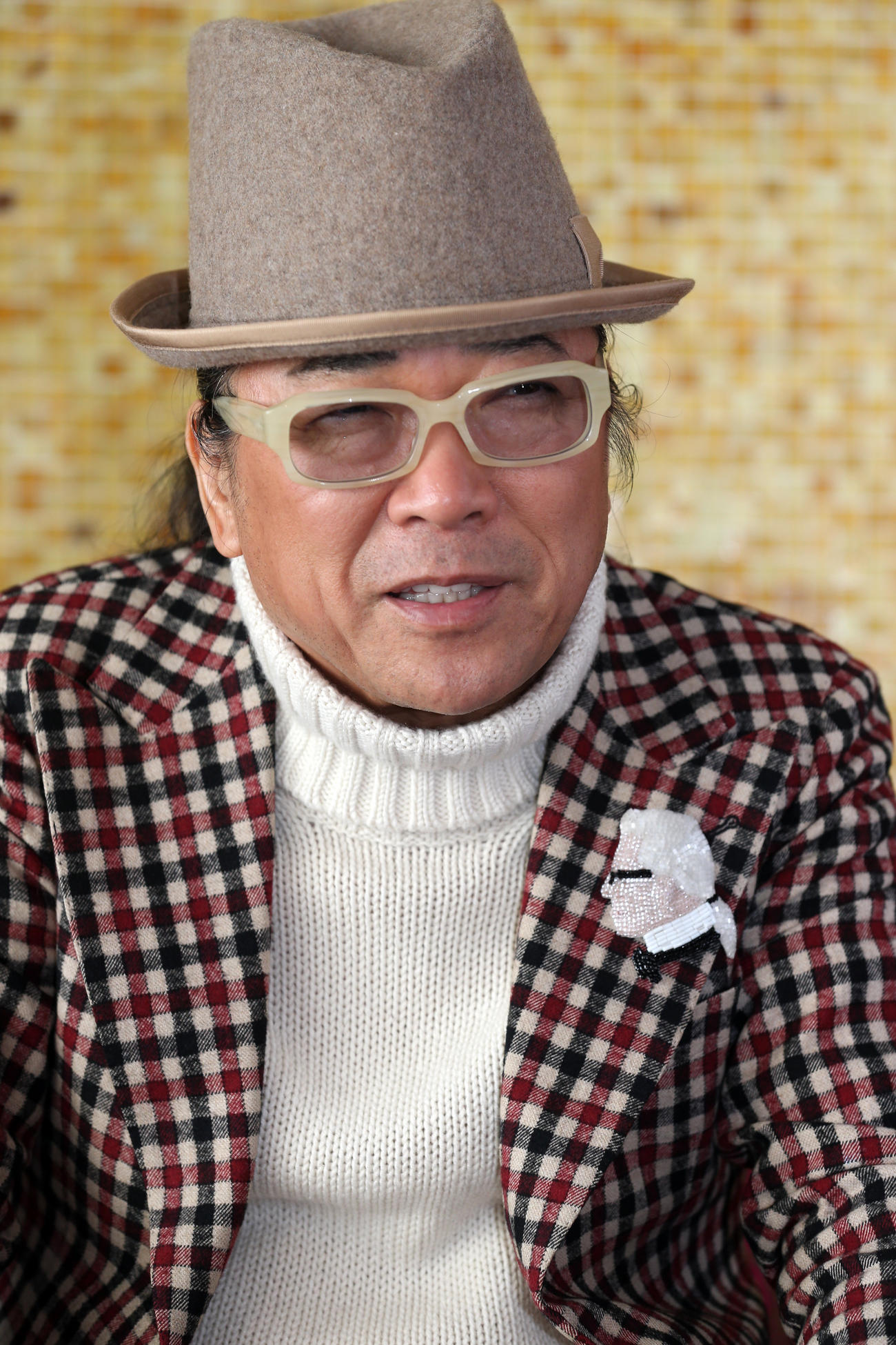 ドン小西氏