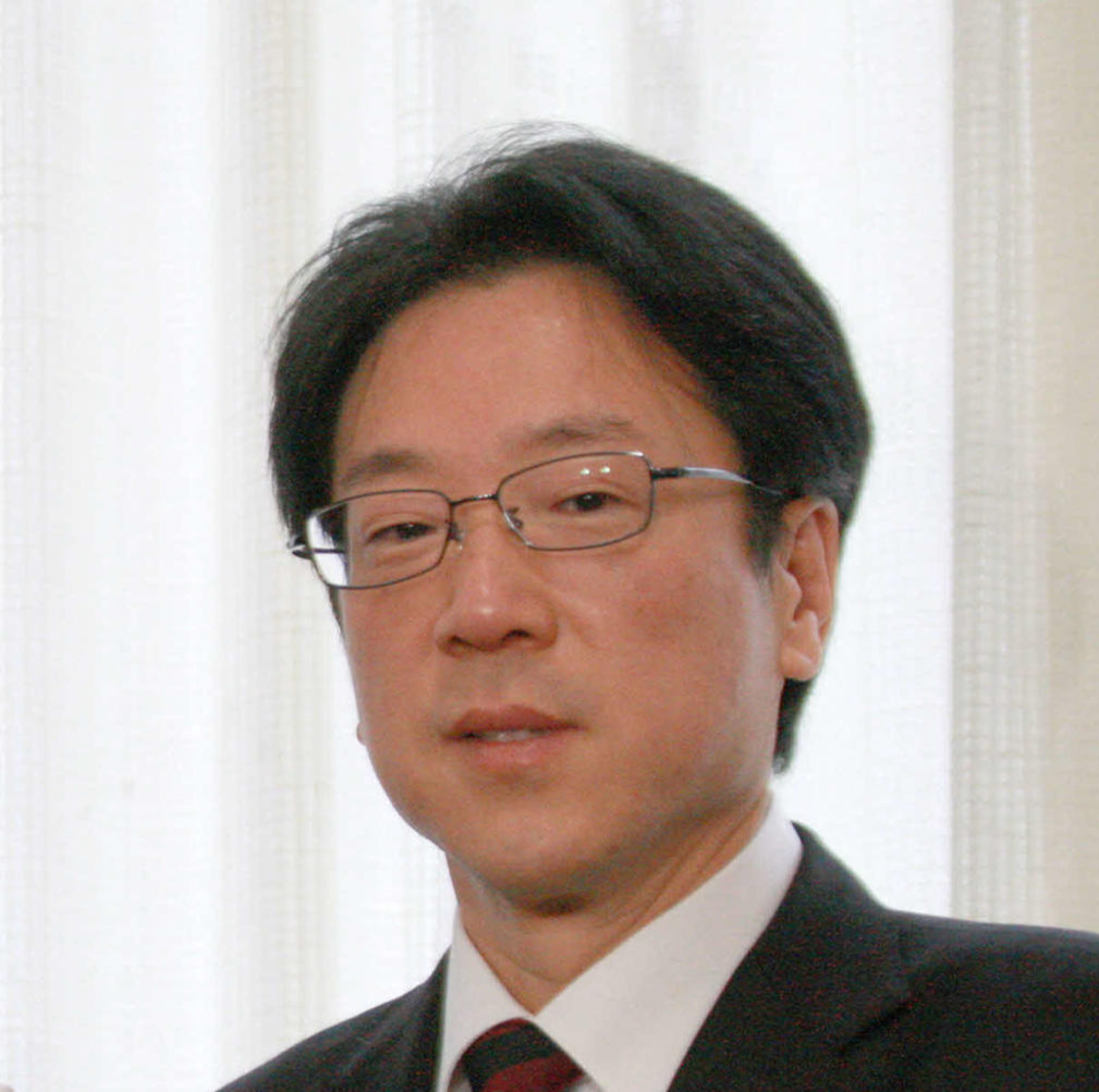 平田竹男内閣官房東京五輪・パラリンピック推進本部事務局長（2010年3月撮影）