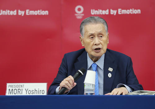 記者会見する東京五輪・パラリンピック組織委員会の森喜朗会長（代表撮影）